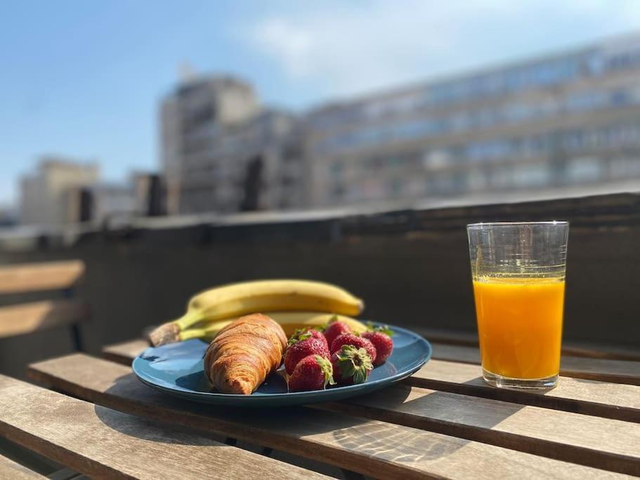 2 Bedroom Apartment With Terrace In City Center 布加勒斯特 外观 照片