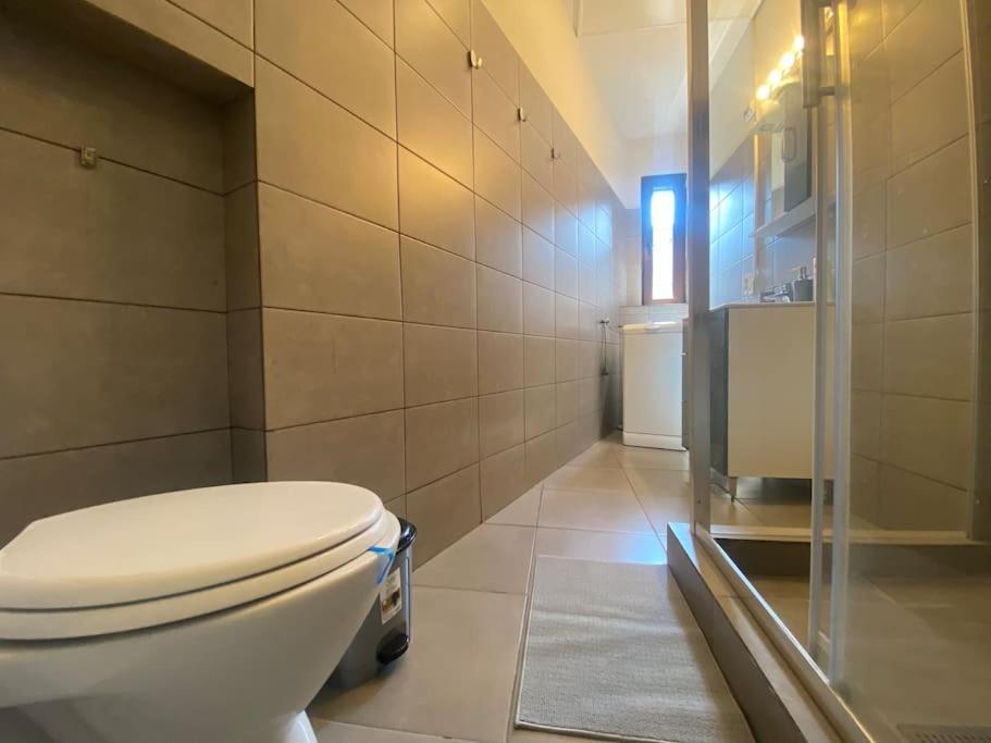 2 Bedroom Apartment With Terrace In City Center 布加勒斯特 外观 照片